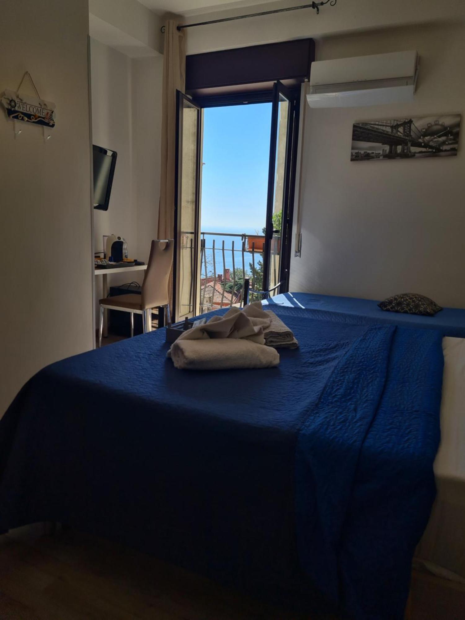 Bella Taormina Bed & Breakfast Exterior photo